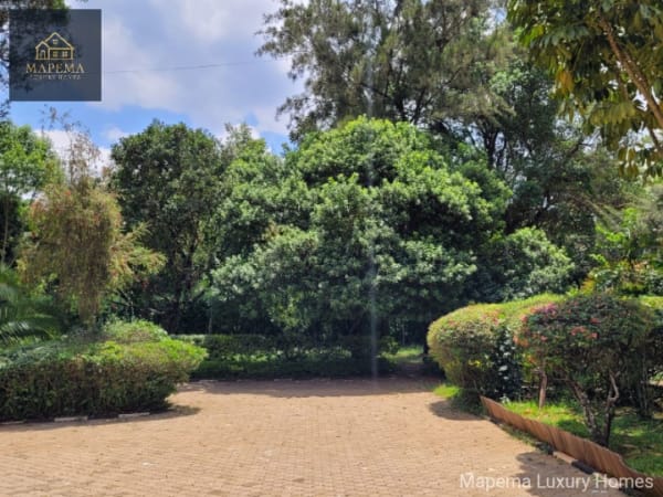 For Rent in Karen – 6-bedroom house on 1.2 acres located in a very serene area of Kerarapon