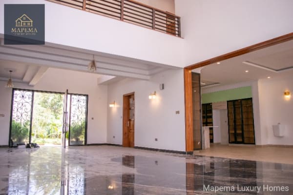 6 Bedroom House for Rent in Karen