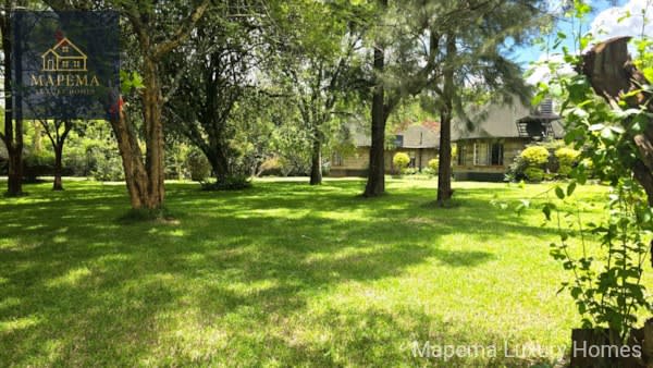 Quiet Luxury Living | Exquisite 3-Bedroom Furnished Cottage with Pool