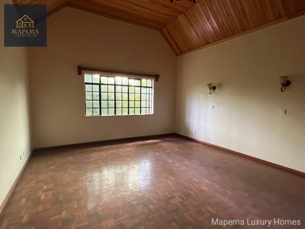 KAREN HARDY | SPACIOUS 5 BEDROOM FAMILY HOME FOR RENT