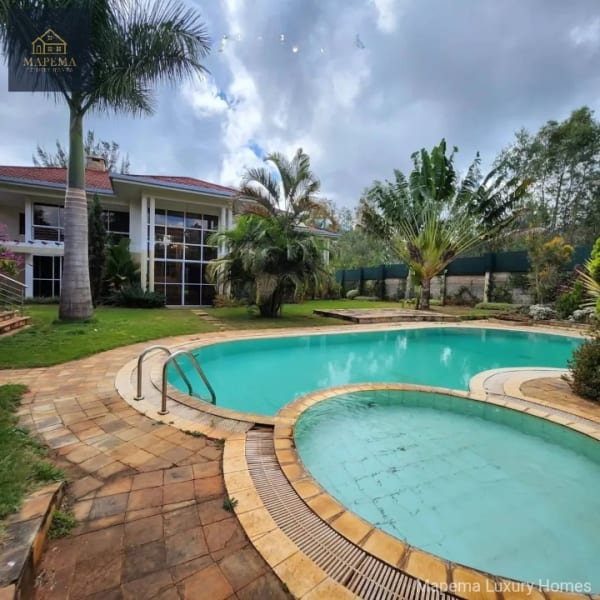 Houses for Rent in Karen – LUXURY 5 BEDROOM ALL ENSUITE VILLA FOR RENT ON ROYALE ROAD, KAREN, NAIROBI, KENYA