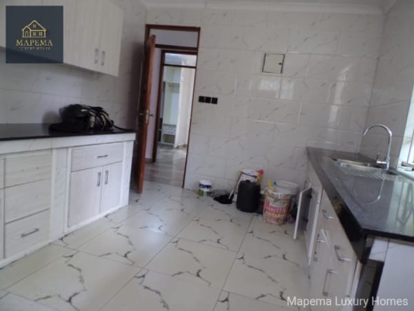 4 Bedroom Townhouse for Rent in Karen – Gated Community | KSh 250,000