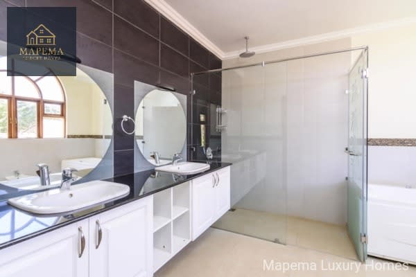 5 Bedroom House for Sale in Karen — photograph 4