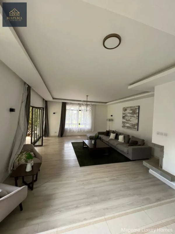 🏡 Exquisite 5-Bedroom Villa for Sale in Oloolua Forest, Karen — photograph 2