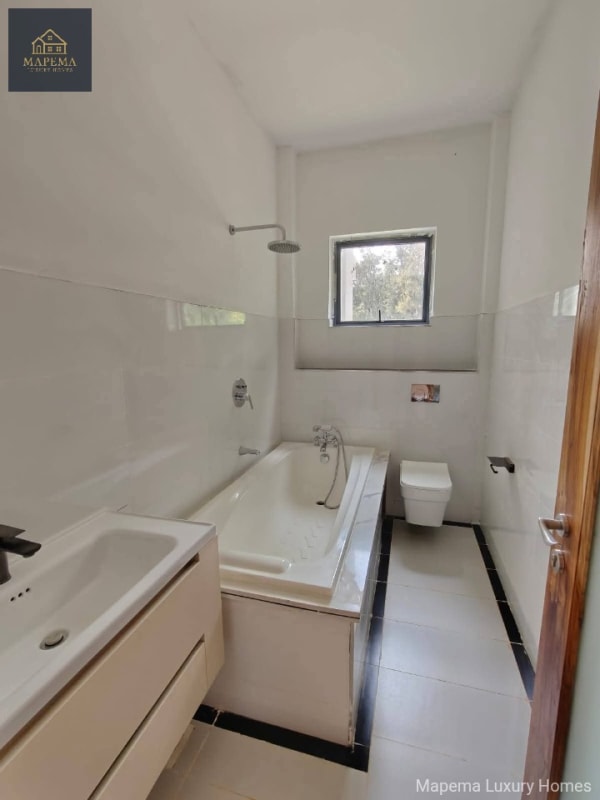 9 Bedroom Luxury Villa for Sale in Karen,bogani road — photograph 5