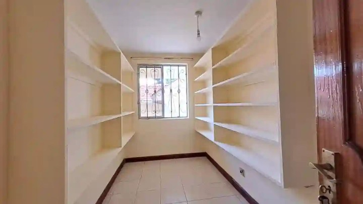 5 bedroom house for rent in nyari-400k
