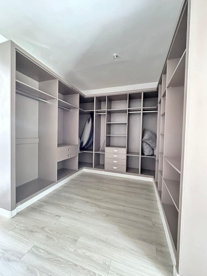 5 bedroom house for sale in Karen Ololua -99m
