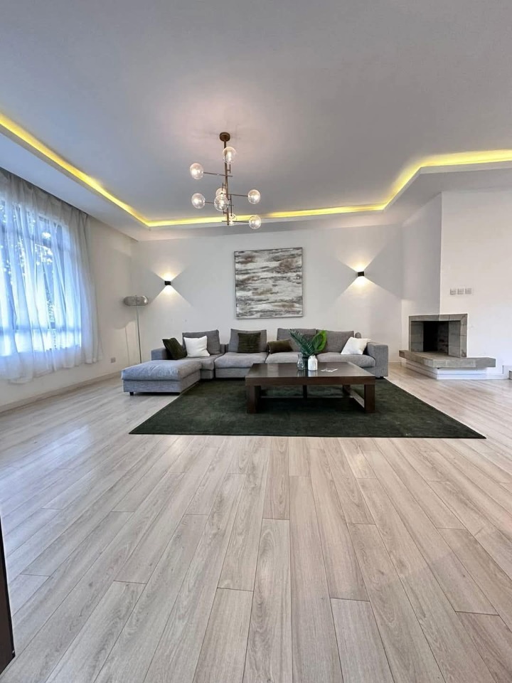 5 bedroom house for sale in Karen Ololua -99m