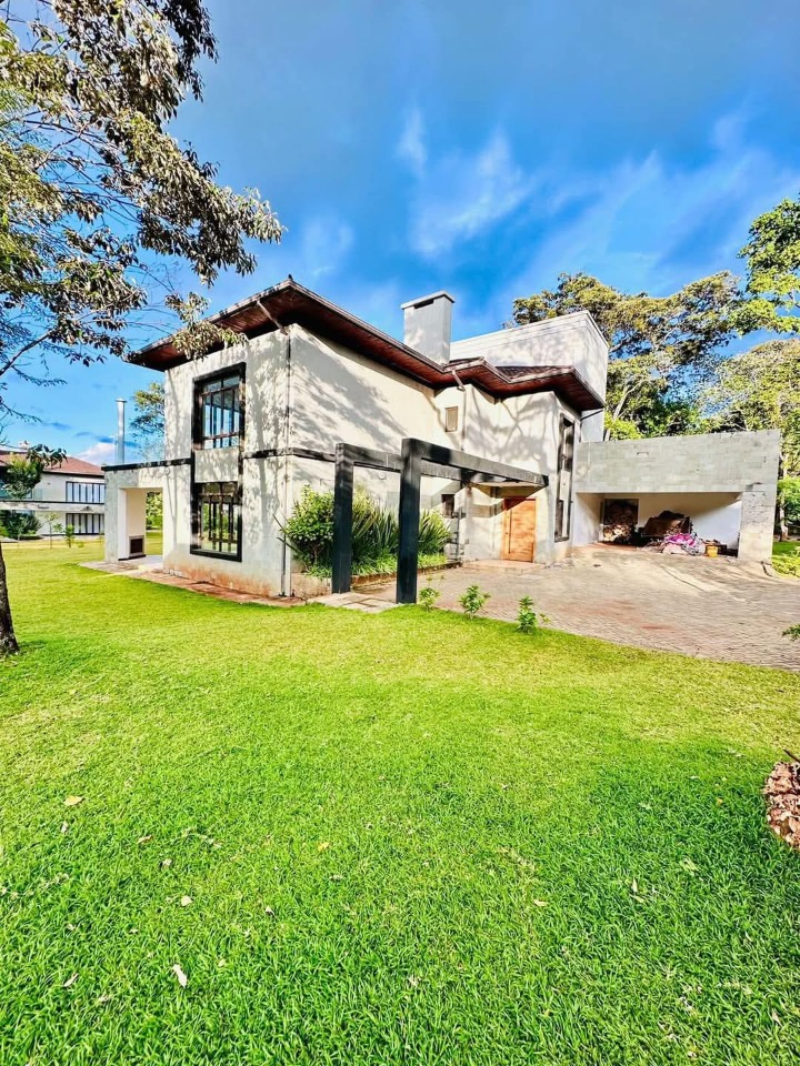 House for sale at Ololua 