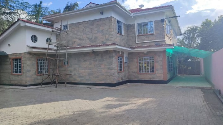 7 bedroom house for rent in Athi river 