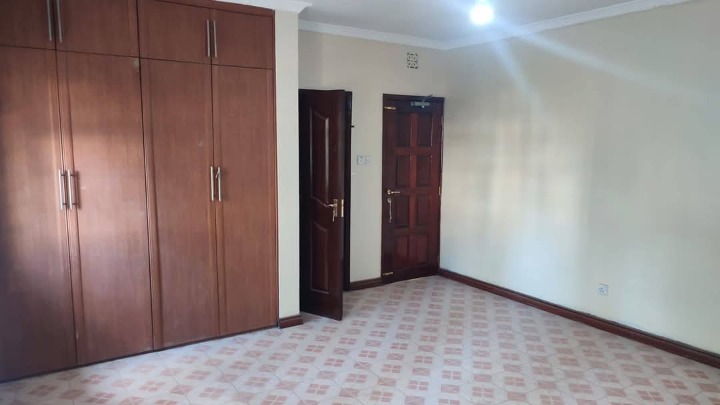 7 bedroom house for rent in Athi river 