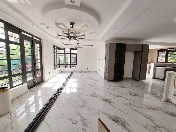 6 bedroom house for sale in Ruiru,Dykio -65m