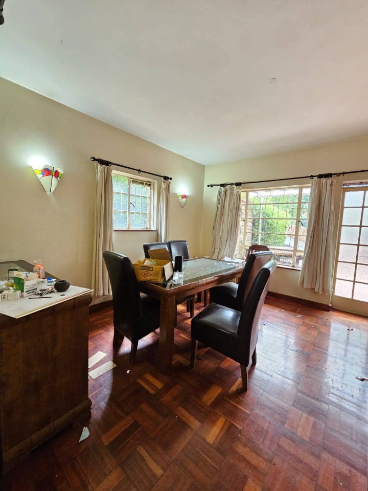 2 bedroom house for rent in Hurlingham -105k