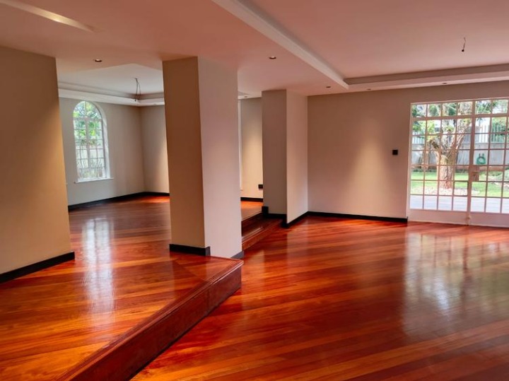 5 bedroom house for rent in Runda -650k