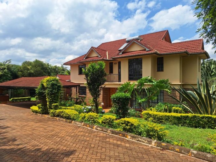 House for rent at Runda glory road 