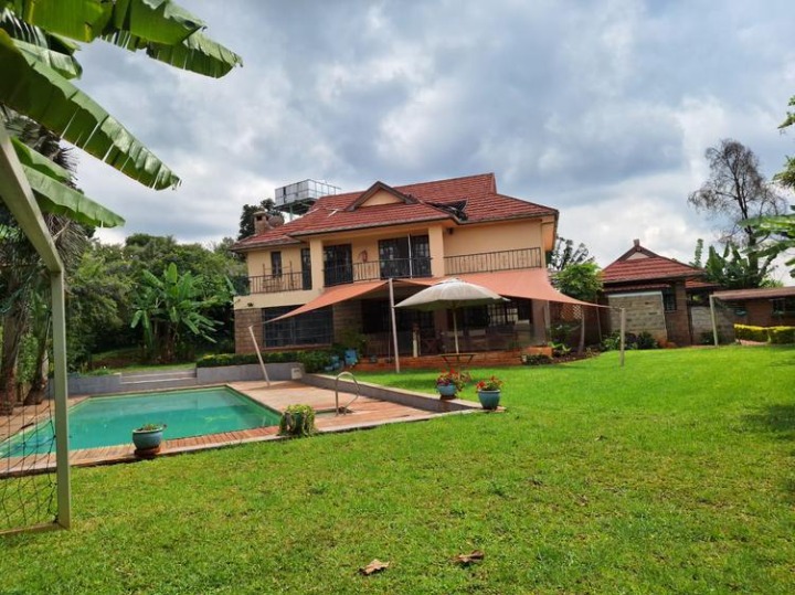 5 bedroom house for rent in Runda Mumwe -400k