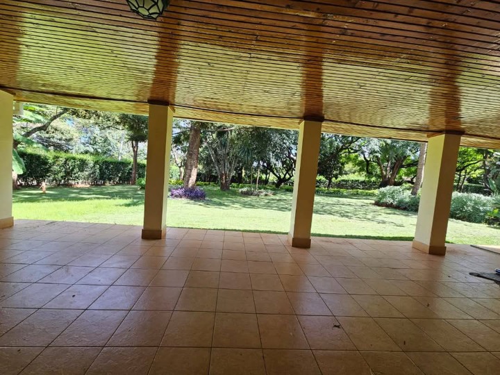 4 bedroom house for rent in Runda -300k