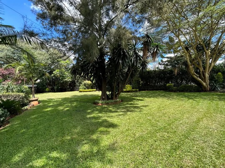 0.45 acres for sale in mucai drive off Ngong road-180m