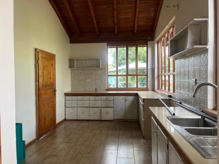 4 bedroom house for rent in ridgeways