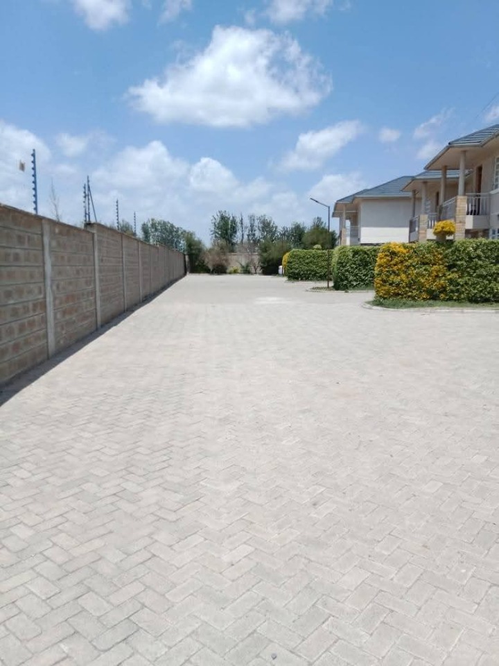 3 bedroom house for sale in Kitengela -10.5m