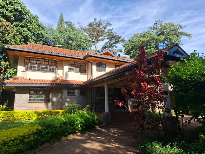 4 bedroom house for rent in runda-300k