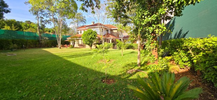 4 bedroom house for rent in Lavington -muthangari