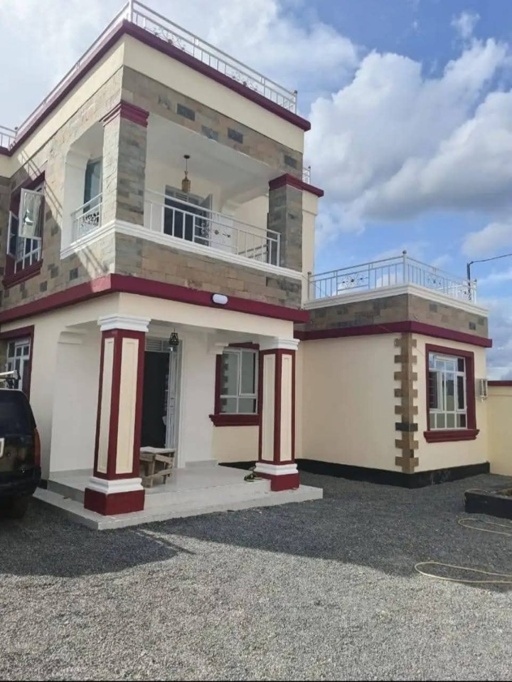 House for sale at Ngoingwa 