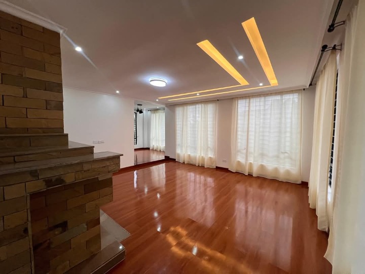 4 bedroom house for sale in Kiambu town 