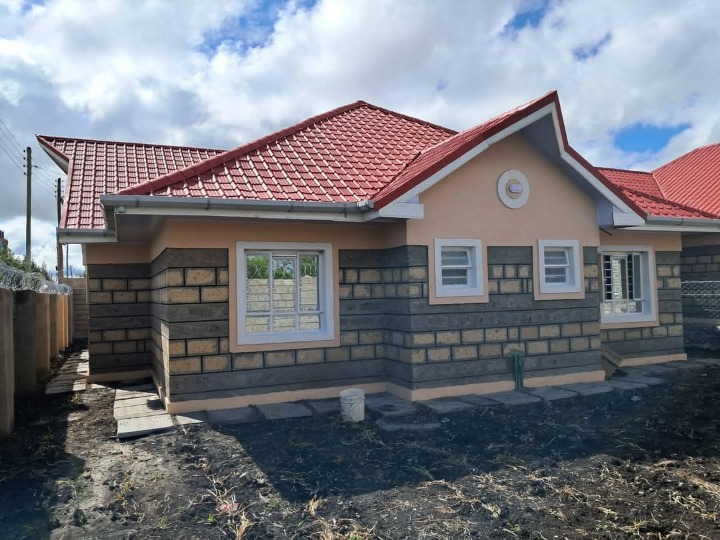 3 bedroom house for sale in Kitengela -7.8m