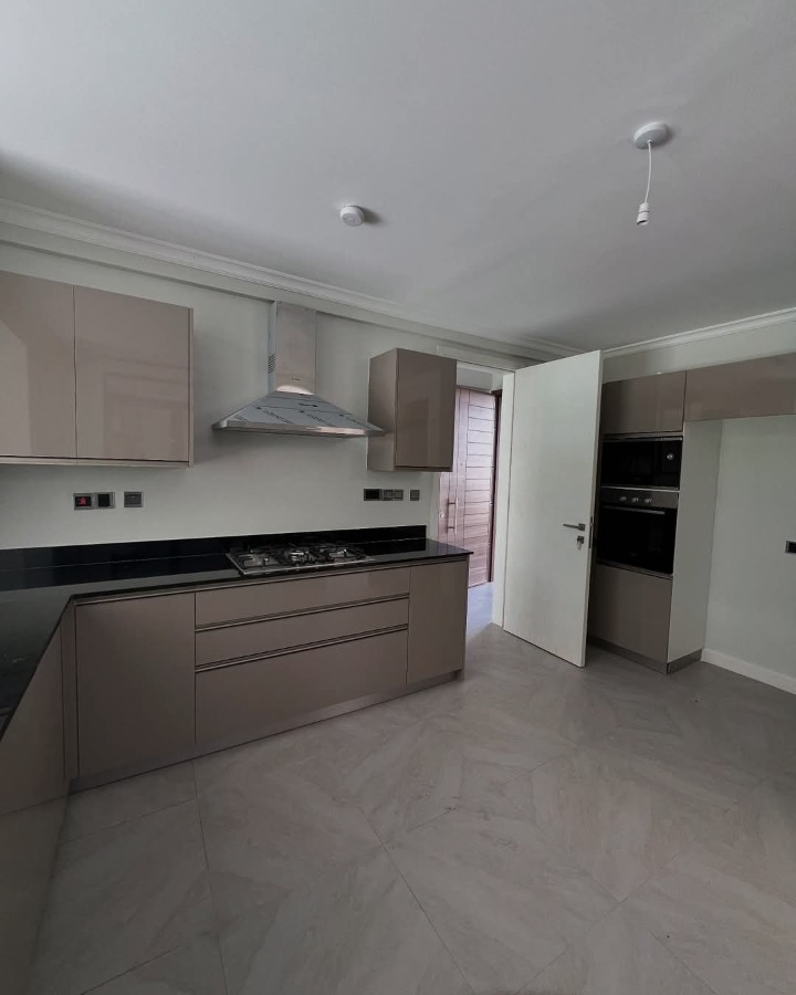 4 bedroom house for rent in Kiambu road -390k