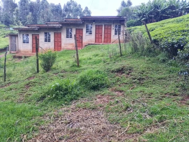 1/8 acre  for sale nyeri othaya 