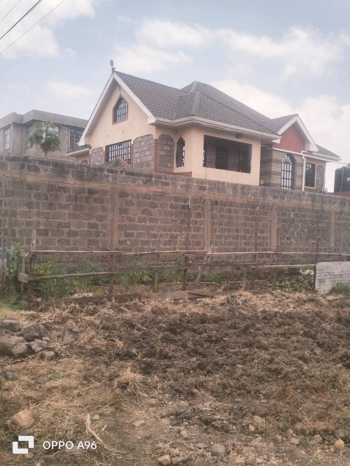 1/8 acre plot for sale in kamakis Ruiru -2.2m