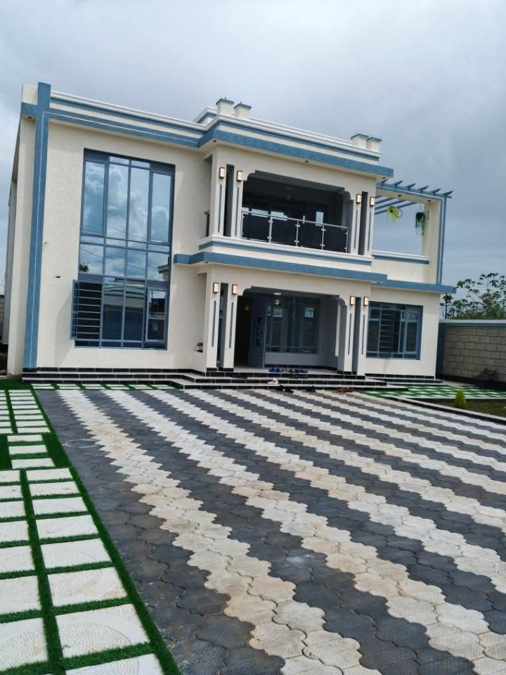 4 bedroom house for sale in Ruiru mugutha 