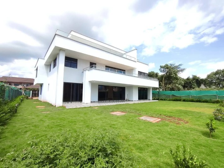 House for sale at Tatu city 