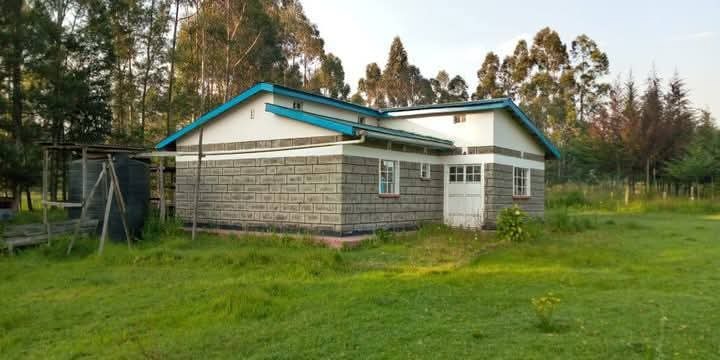 Land_plot for sale at Ndunyu Njeru , road 