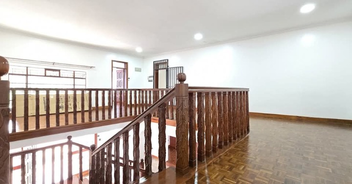 5 bedroom house for rent in Gigiri -650k