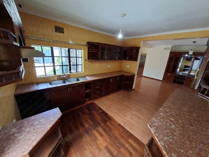 4 bedroom house for rent in Nanyuki, mountain view-80k 