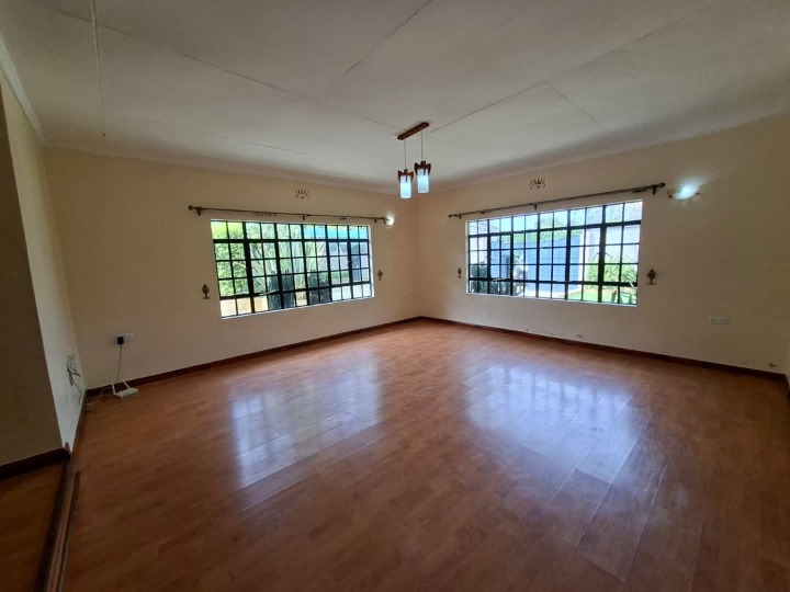 4 bedroom house for rent in Nanyuki, mountain view-80k 