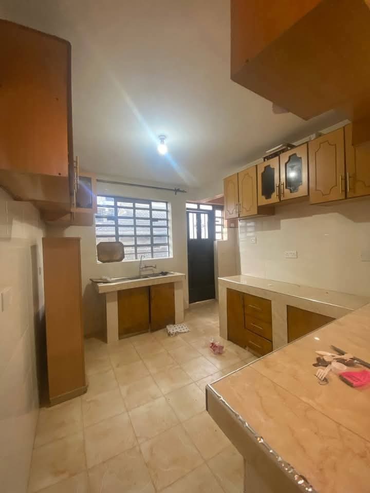 4 bedroom house for rent in utawala, Benedict area -60k