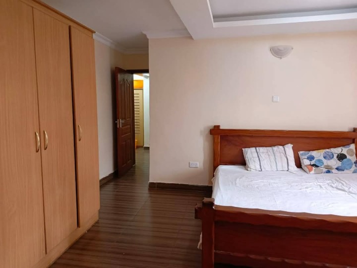 3 bedroom house for rent in Roslyn -180k