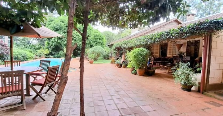 🌿 Rosslyn Lone Tree | Fully Furnished 2-Bedroom Colonial Home To Let | USD 3,500 Monthly 🏡