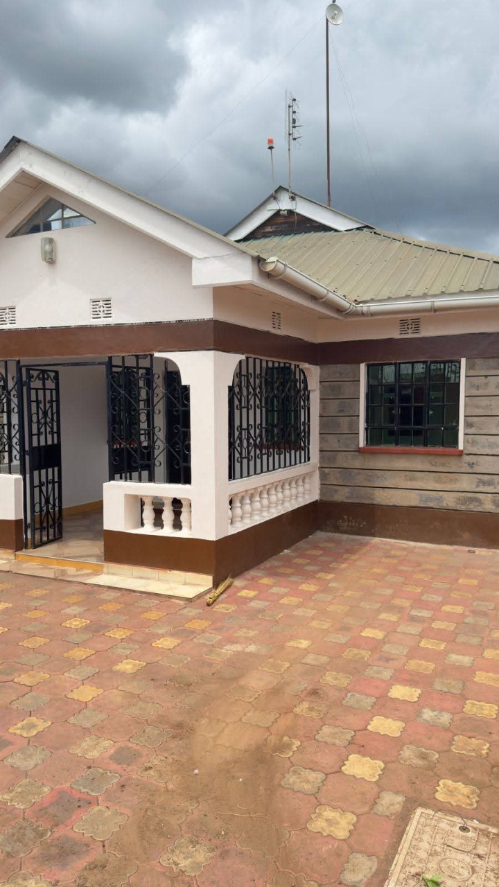 🏡 THIKA LANDLESS SALAMA | 3-Bedroom Bungalow with DSQ – For Rent @ Ksh 30K / For Sale @ Ksh 6.5M