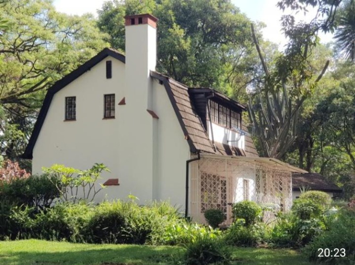 House for rent at Near un office 