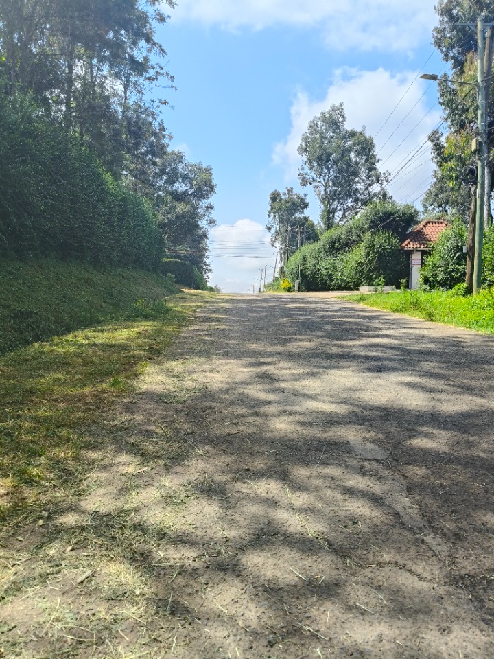🌳 PRIME 1.3-ACRE LAND FOR SALE – KAREN HARDY | RED SOIL | RECTANGULAR SHAPE