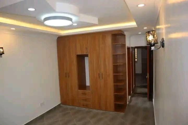 Spacious 3-Bedroom House to Let in Kasarani – Secure Compound, Ample Parking, 24/7 Water | Ksh 40,000 Monthly