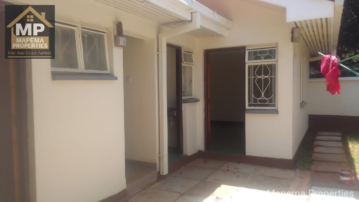 4 Bedroom House with 2 DSQs for Rent – Karen