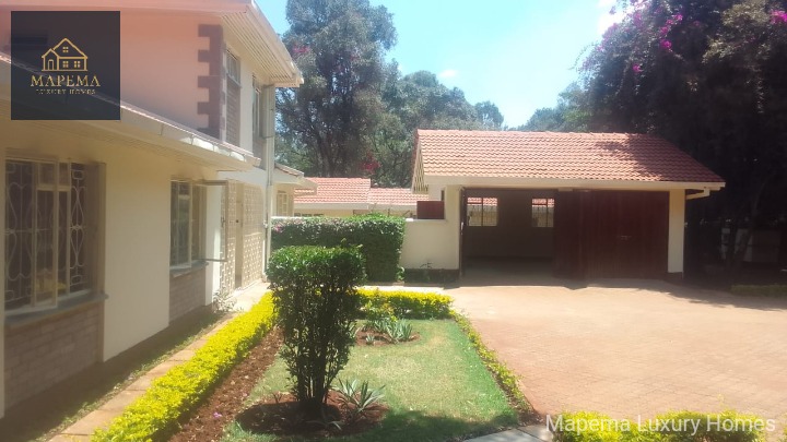 4 Bedroom House with 2 DSQs for Rent – Karen