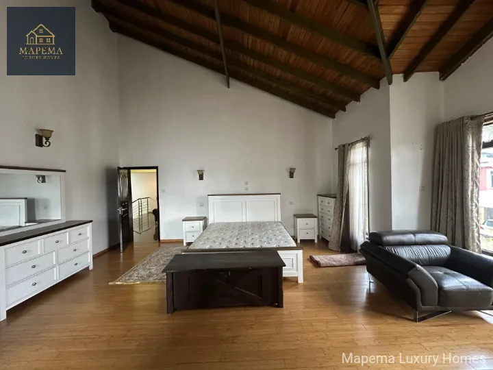 Grand Living in Lavington – Furnished 5-Bedroom Villa for Rent Rent: KSh 400,000/month