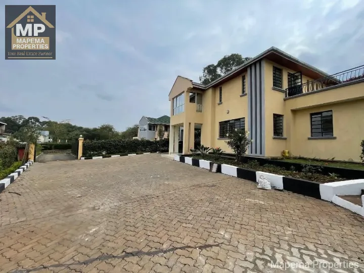 RE-ADVERTISED! Spacious 4 Bedroom Maisonette + SQ To Let β Karen