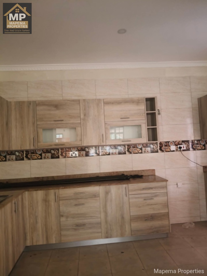 Newly Built 3-Bedroom Bungalow + SQ To Let ā Karen